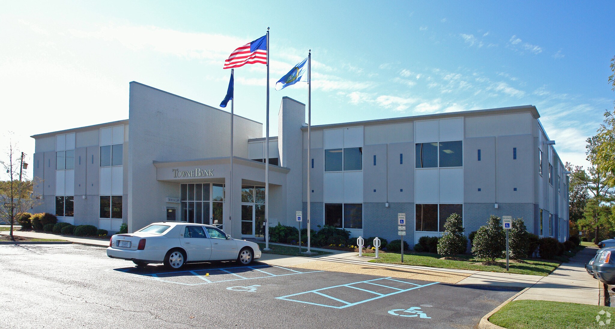 6515 George Washington Mem Hwy, Yorktown, VA à louer Photo principale– Image 1 sur 12