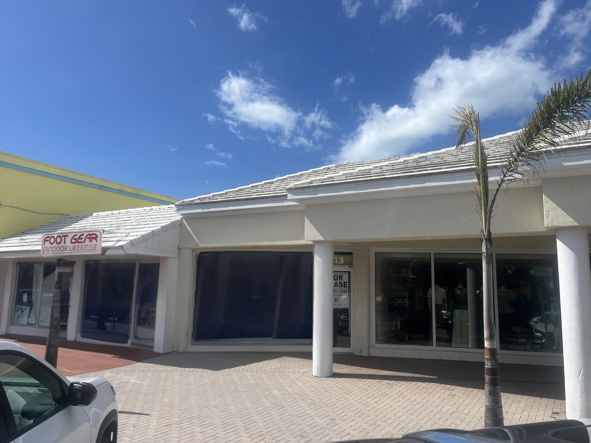 313-321 John Ringling Blvd, Sarasota, FL à louer Photo principale– Image 1 sur 8
