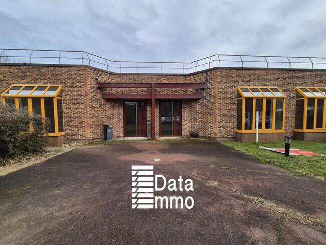 Plus de détails pour Industriel/Logistique à louer