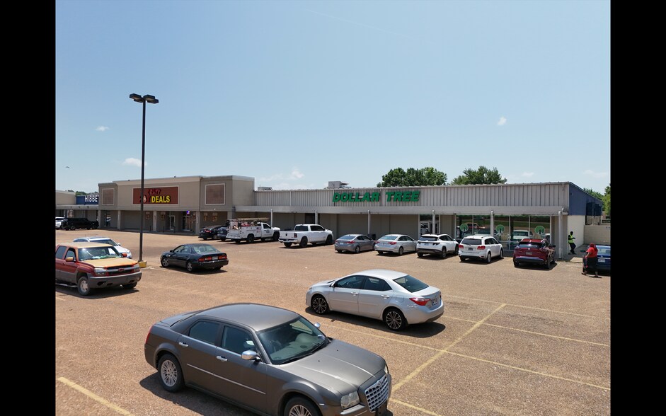 500 W Broadway St, West Memphis, AR à louer - Photo principale – Image 1 sur 7