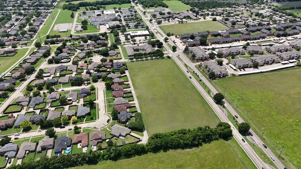 2340 W Pleasant Run Rd, Lancaster, TX à vendre - Aérien – Image 3 sur 12