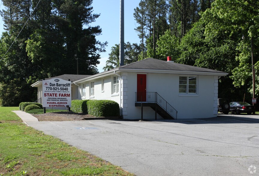 851 Beaver Ruin Rd NW, Lilburn, GA à vendre - Photo de l’immeuble – Image 2 sur 26