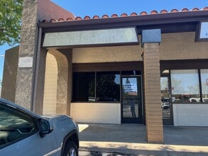 22706-22762 Aspan St, Lake Forest, CA à louer Photo de l’immeuble– Image 1 sur 9