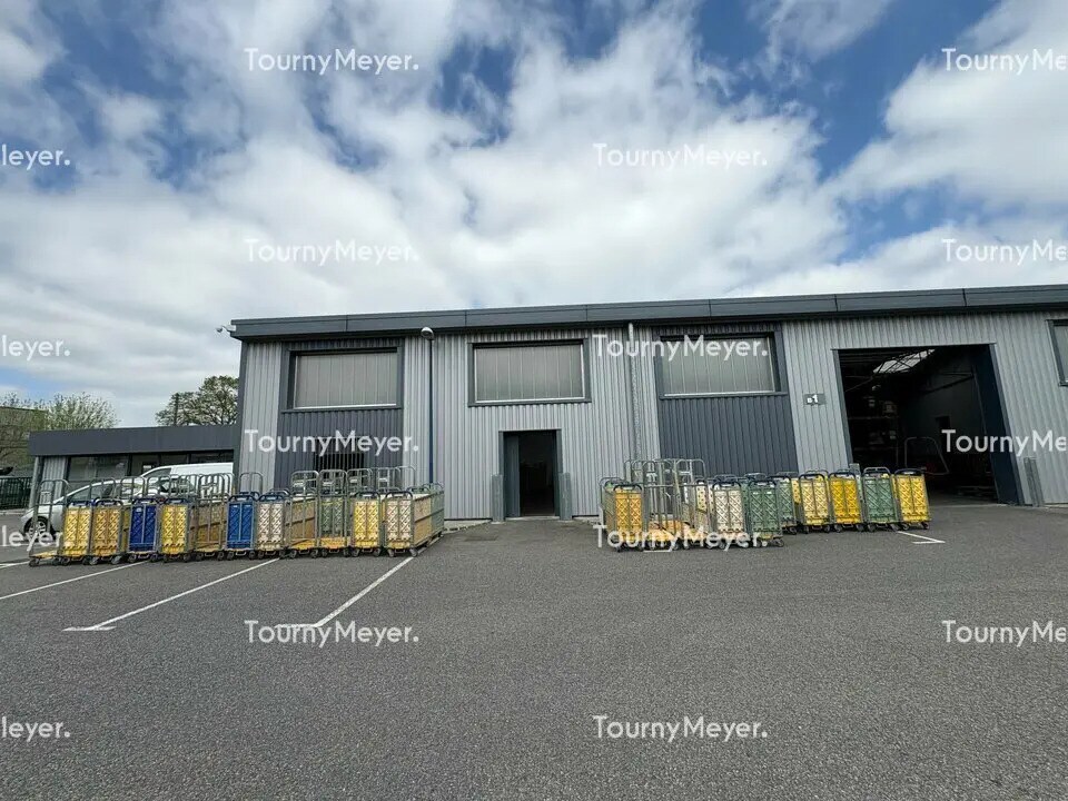 Bureau dans Toulouse à louer Photo de l’immeuble– Image 1 sur 13