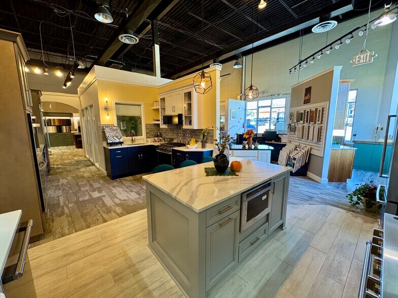 3041 Golansky Blvd, Woodbridge, VA à louer - Photo de l’immeuble – Image 2 sur 12