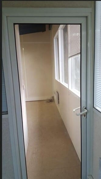 6 Rue Des Freres Lumiere, Jouy-le-Moutier à vendre - Photo intérieure – Image 3 sur 4