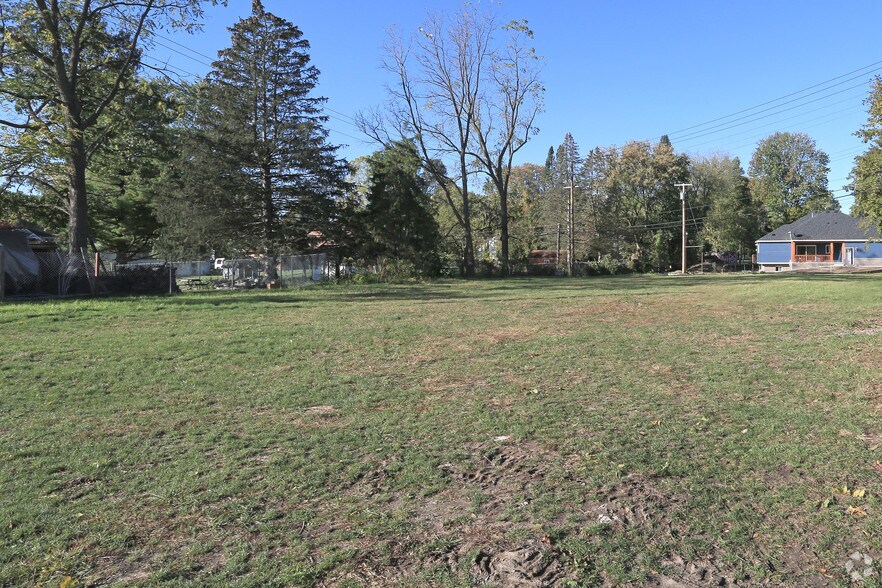 58019 Van Dyke Rd, Washington, MI à vendre - Photo principale – Image 1 sur 4