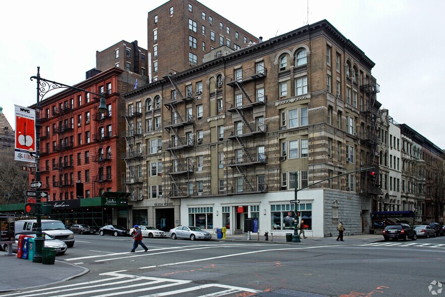 341 Columbus Ave, New York, NY à louer - Photo de l’immeuble – Image 1 sur 2
