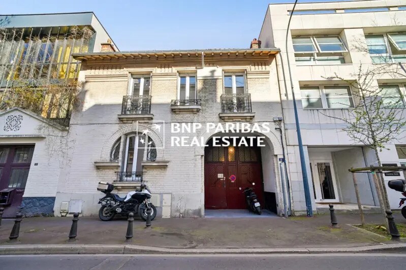 Bureau dans Clichy à louer - Photo de l’immeuble – Image 1 sur 14