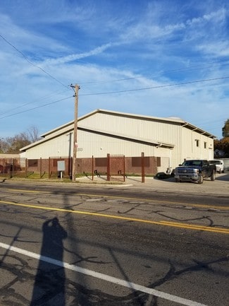 Plus de détails pour 2203-2221 E McNichols Rd, Detroit, MI - Local d'activités à louer
