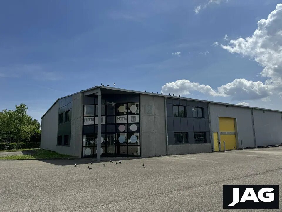 Bureau dans Vaulx-en-Velin à louer Photo de l’immeuble– Image 1 sur 11