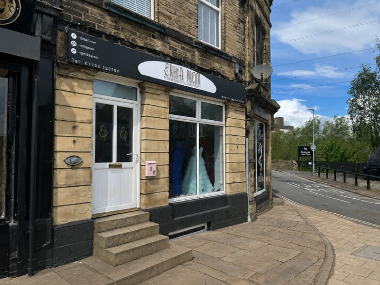 26 Huddersfield Rd, Brighouse à vendre - Photo de l’immeuble – Image 1 sur 3