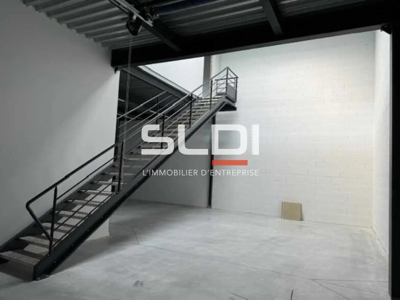 Bureau dans La Tour-de-Salvagny à louer - Photo intérieure – Image 2 sur 52