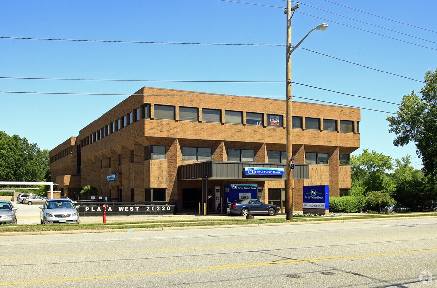 dans Rocky River, OH à vendre - Photo de l’immeuble – Image 1 sur 1