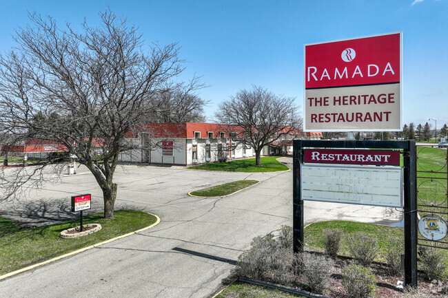 Plus de détails pour 2301 E Main St, Albert Lea, MN - Hôtellerie à vendre