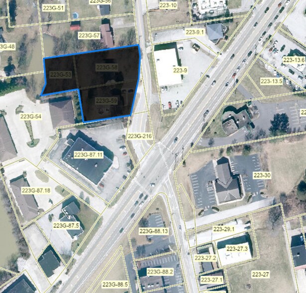 3046 Mount Vernon Rd, Hurricane, WV à vendre - Photo de l’immeuble – Image 1 sur 5