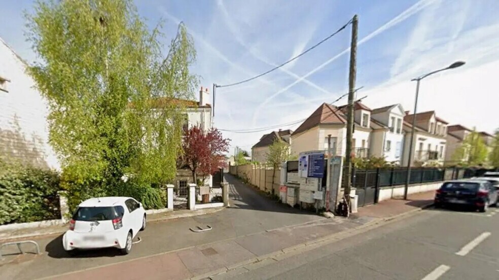 Rue Des Cormiers, Chatou à louer - Photo de l’immeuble – Image 2 sur 21