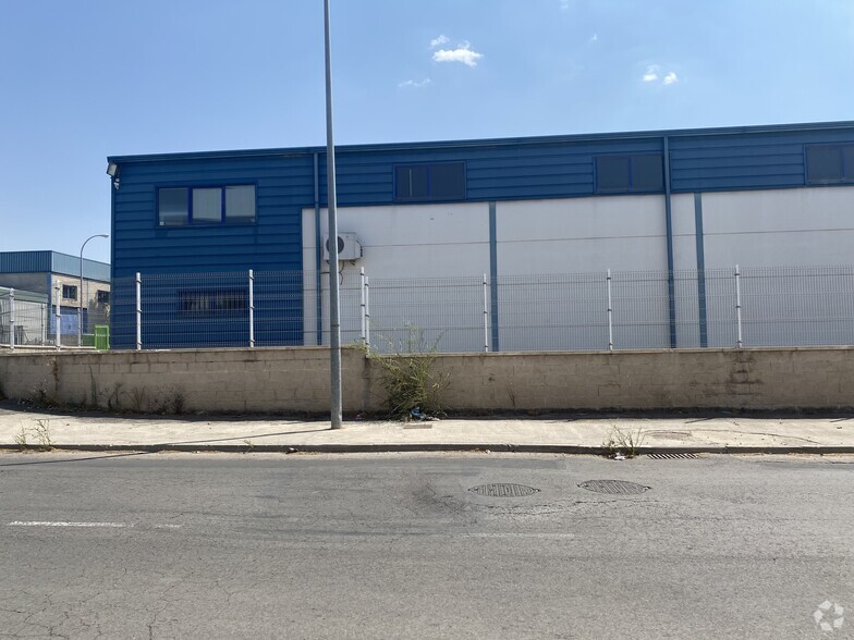 Industriel/Logistique dans Ciempozuelos, Madrid à louer - Photo de l’immeuble – Image 2 sur 8