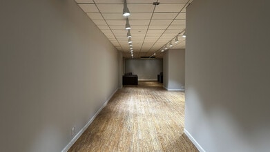 13 W 38th St, New York, NY à louer Photo intérieure– Image 2 sur 16