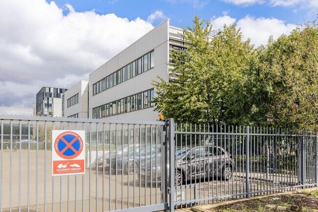 Plus de détails pour Bureau à louer