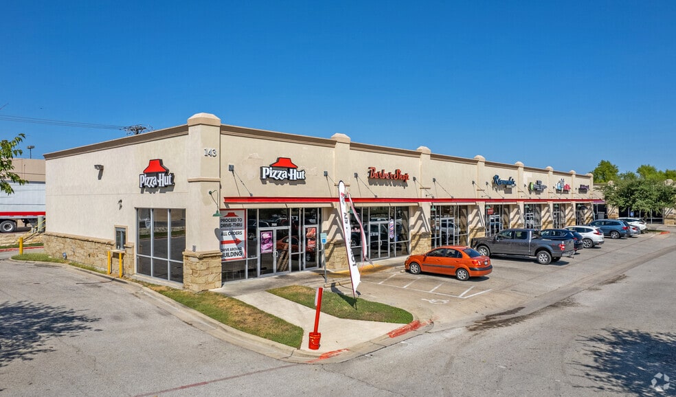 143-151 Exchange Blvd, Hutto, TX à louer - Photo principale – Image 2 sur 5