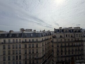 Rue De Châteaudun, Paris à louer Photo intérieure– Image 1 sur 8