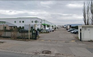 Plus de détails pour Avenue Des Freres Montgolfier, Genas - Industriel/Logistique à louer