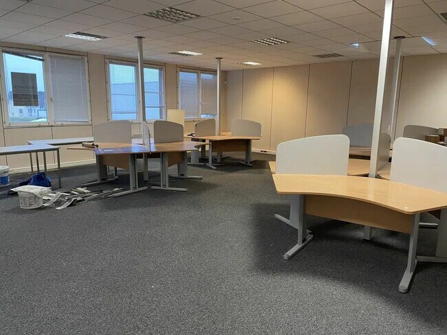 Plus de détails pour 23 Rue Nicéphore Niépce, Brest - Bureau à louer