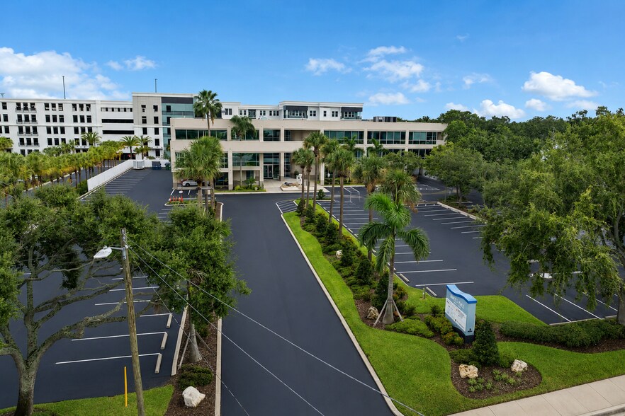 2963 Gulf To Bay Blvd, Clearwater, FL à louer - Photo de l’immeuble – Image 3 sur 13
