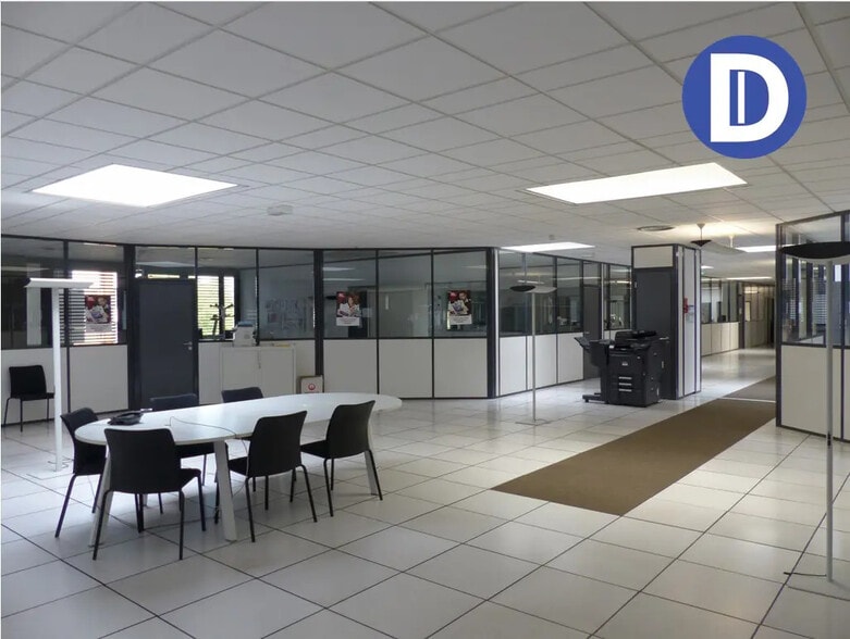 Bureau dans Woippy à vendre - Photo de l’immeuble – Image 2 sur 7