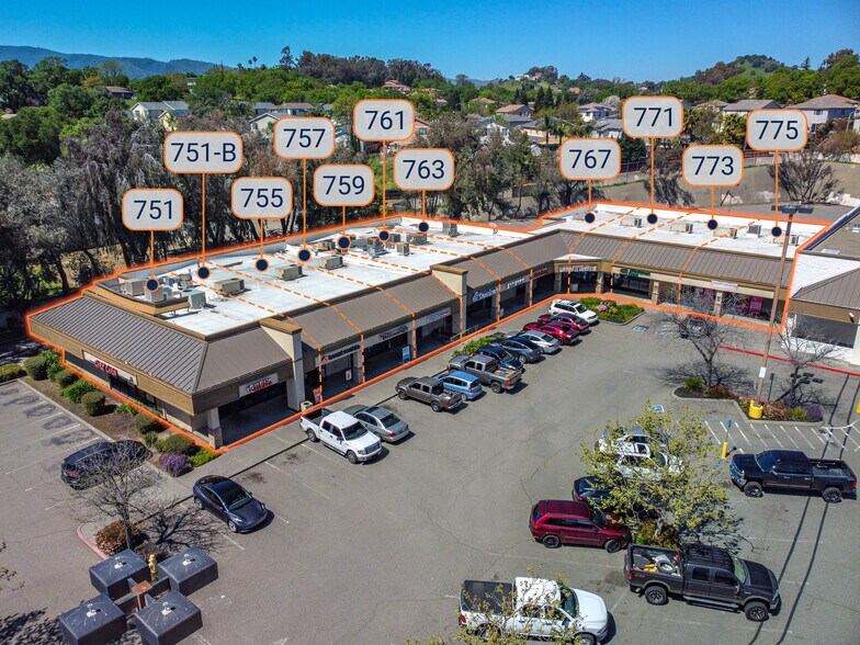 751-775 E Monte Vista Ave, Vacaville, CA à vendre - Photo de l’immeuble – Image 2 sur 8