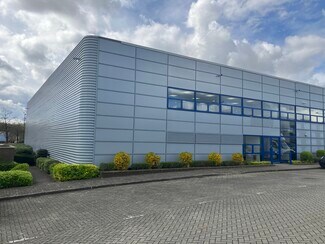 Plus de détails pour Tanners Dr, Milton Keynes - Industriel/Logistique à louer
