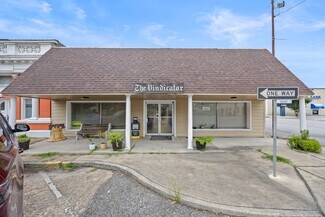 Plus de détails pour 1939 Trinity St, Liberty, TX - Bureau à vendre