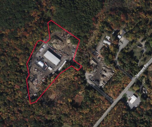 270 Tennent Rd, Morganville, NJ à vendre - Photo de l’immeuble – Image 2 sur 14