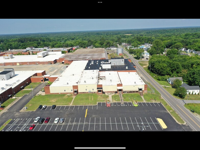 200 N 13th St, Erwin, NC à louer - Photo de l’immeuble – Image 3 sur 19