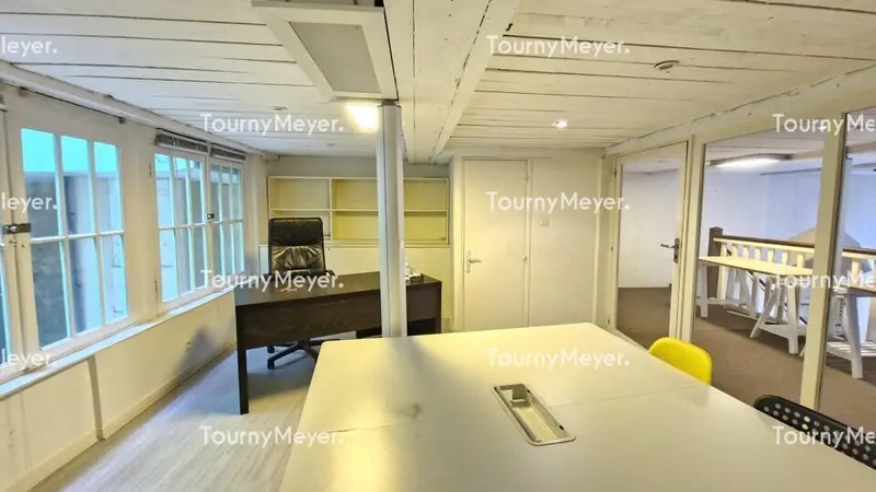Bureau dans Bordeaux à vendre - Photo de l’immeuble – Image 3 sur 6