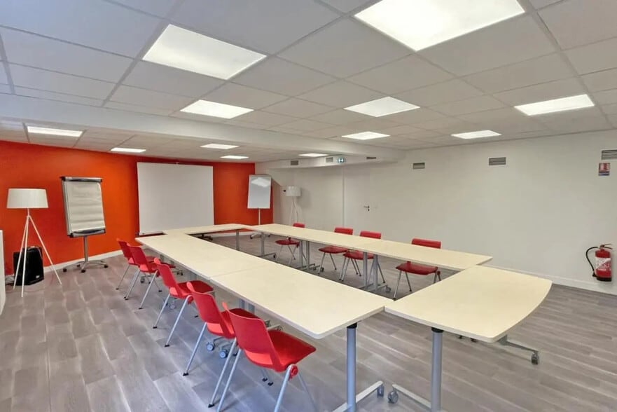 31 Avenue Marceau, Courbevoie à vendre - Photo intérieure – Image 2 sur 7