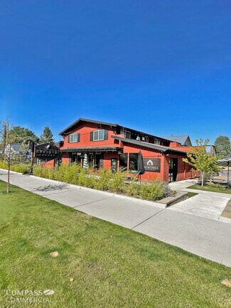 Plus de détails pour 130 SW Century Dr, Bend, OR - Local commercial à louer