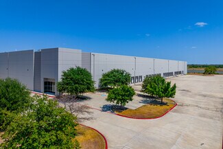 Plus de détails pour 10120 Fischer Rd, Von Ormy, TX - Industriel/Logistique à louer
