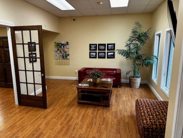1135 W Governor Rd, Hummelstown, PA à vendre - Photo de l’immeuble – Image 3 sur 5