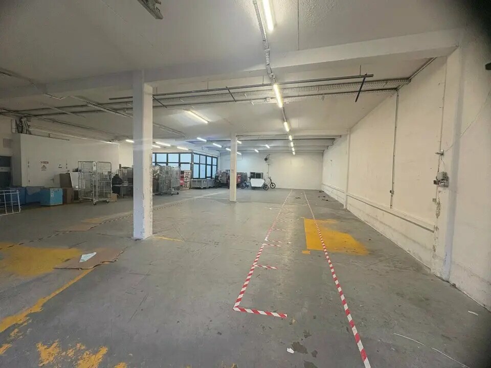 Local d’activités dans Ivry-sur-Seine à louer Photo intérieure– Image 1 sur 7