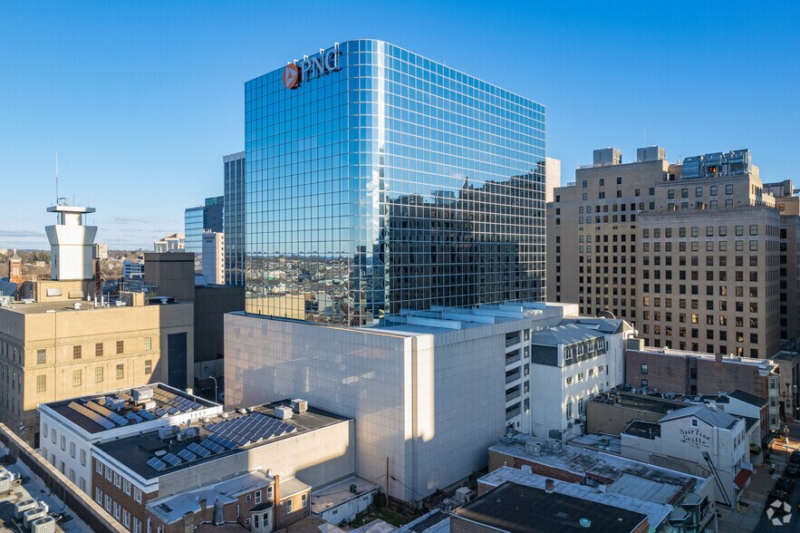 222 Delaware Ave, Wilmington, DE à louer - Photo de l’immeuble – Image 2 sur 11