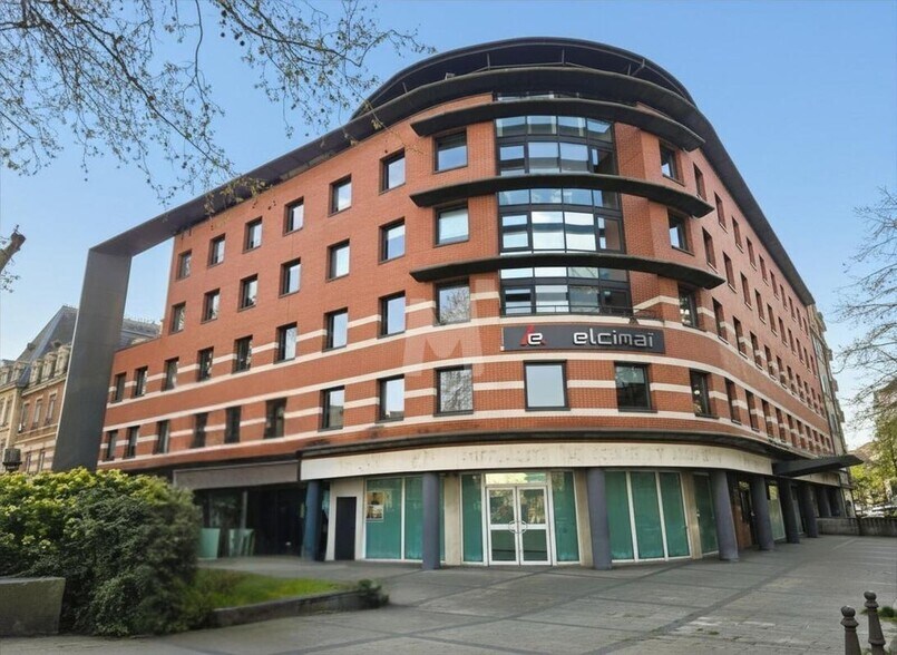 Bureau dans Melun à louer - Photo de l’immeuble – Image 1 sur 10