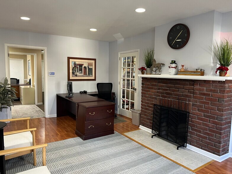 226 Saint Paul St, Westfield, NJ à louer - Photo intérieure – Image 3 sur 12