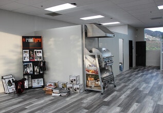 34859 Frederick St, Wildomar, CA à louer Photo intérieure– Image 1 sur 3