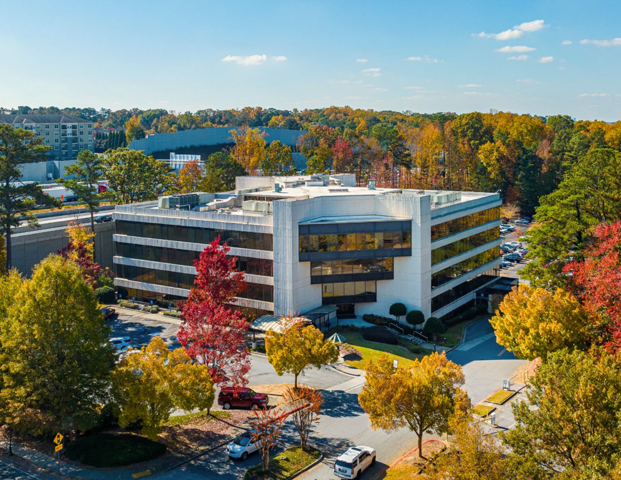 5730 Glenridge Dr NE, Atlanta, GA à louer Photo principale– Image 1 sur 6