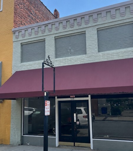 109 S 3rd St, Smithfield, NC à louer - Photo principale – Image 2 sur 2
