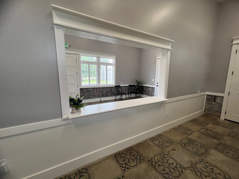 11 E Texas Ave, Baytown, TX à vendre - Photo de l’immeuble – Image 3 sur 22