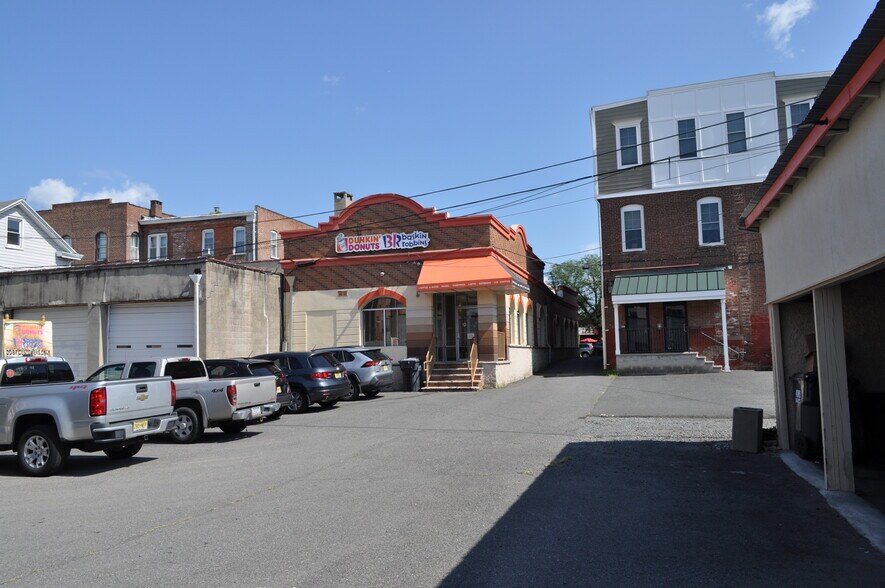 19 W Main St, Somerville, NJ à vendre - Photo de l’immeuble – Image 2 sur 20