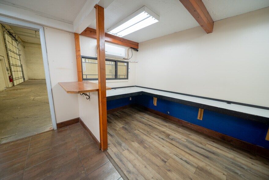 2720 E Lakin Dr, Flagstaff, AZ à louer - Photo de l’immeuble – Image 3 sur 14
